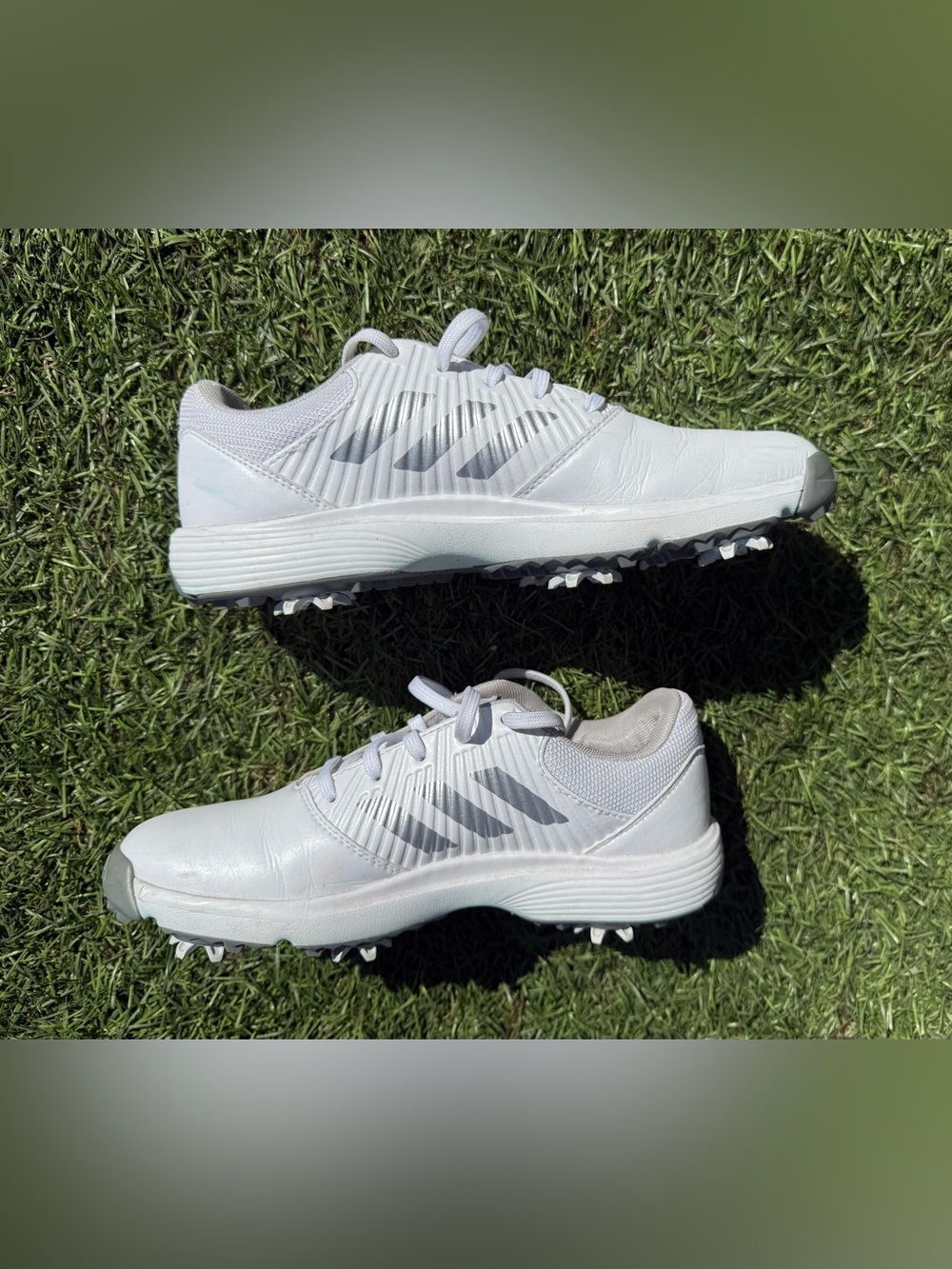 Adidas White CP Traxion Logo Lace Up 3 Stripes Golf Shoes Sz(5)